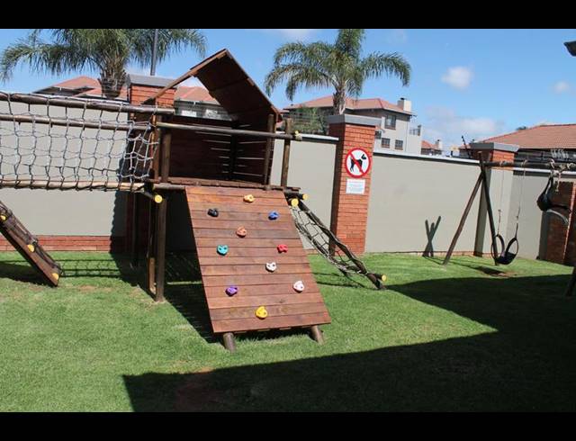 3 BEDROOM TOWNHOUSE FOR SALE IN SOLHEIM